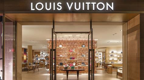 nearest louis vuitton store to me|louis vuitton outlet store locator.